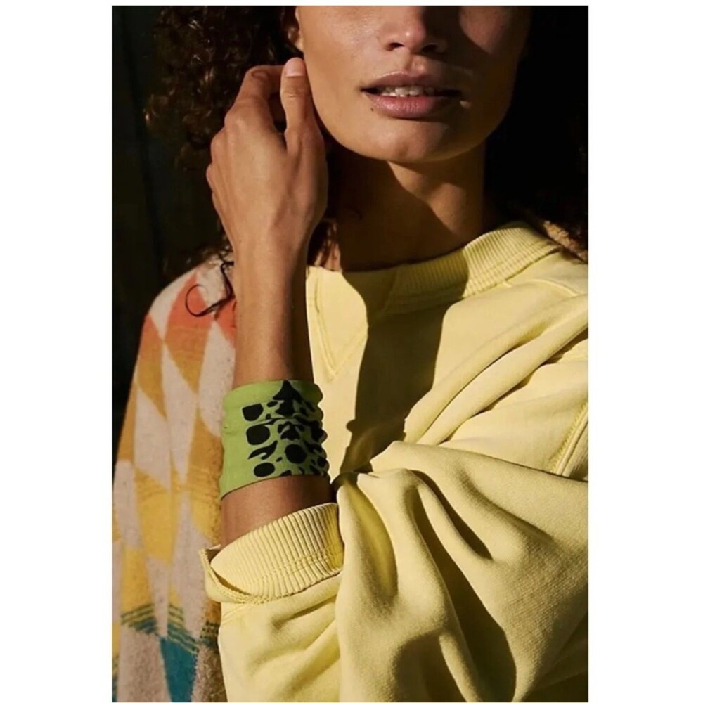 FP Movement by Free People Rumble Hair Tie Green Big Logo NWT
